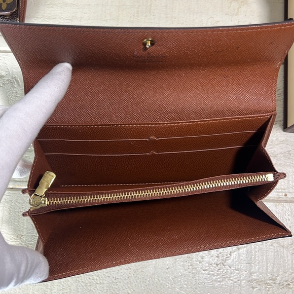 Louis Vuitton Monogram Portefeiulle Sarah Long Wallet - Picture 13 of 16